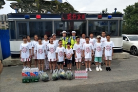 公益之风，清凉夏日