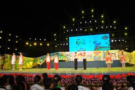 辽宁—安县心手相牵  真爱—真情世代相传