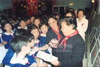 原副省长陈素芝来我校参加庆香港回归活动