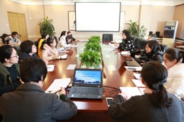 我校召开校本小课题开题推进会