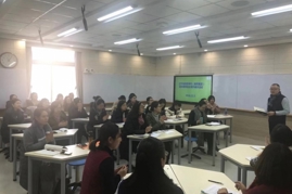 拓宽发展路径 激发专业成长——集团内语文教师自主提升展示活动