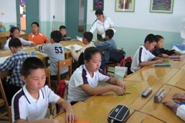 我校学生参加沈阳市青少年科技创新大赛暨第三届3七巧板比赛