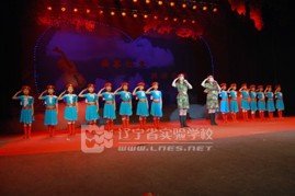 “和平年代”尽展英姿