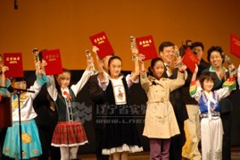 合唱团参加全国比赛载誉归来